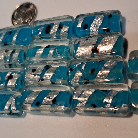 Vintage glass beads - Picture 1 of 4